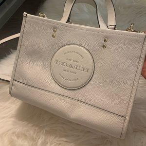 Dempsey Carryall With Patch White